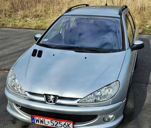 podkarpackie Peugeot 206 cena 6500 przebieg: 186000, rok produkcji 2003 z Łódź